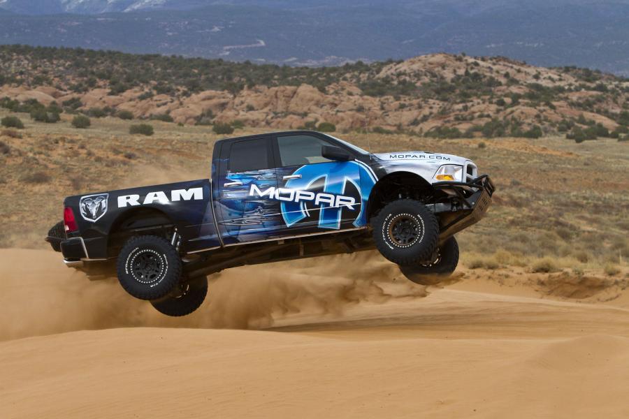  Dodge Ram Runner TORC Pace Truck 2011 года  (фото 6 из 8)